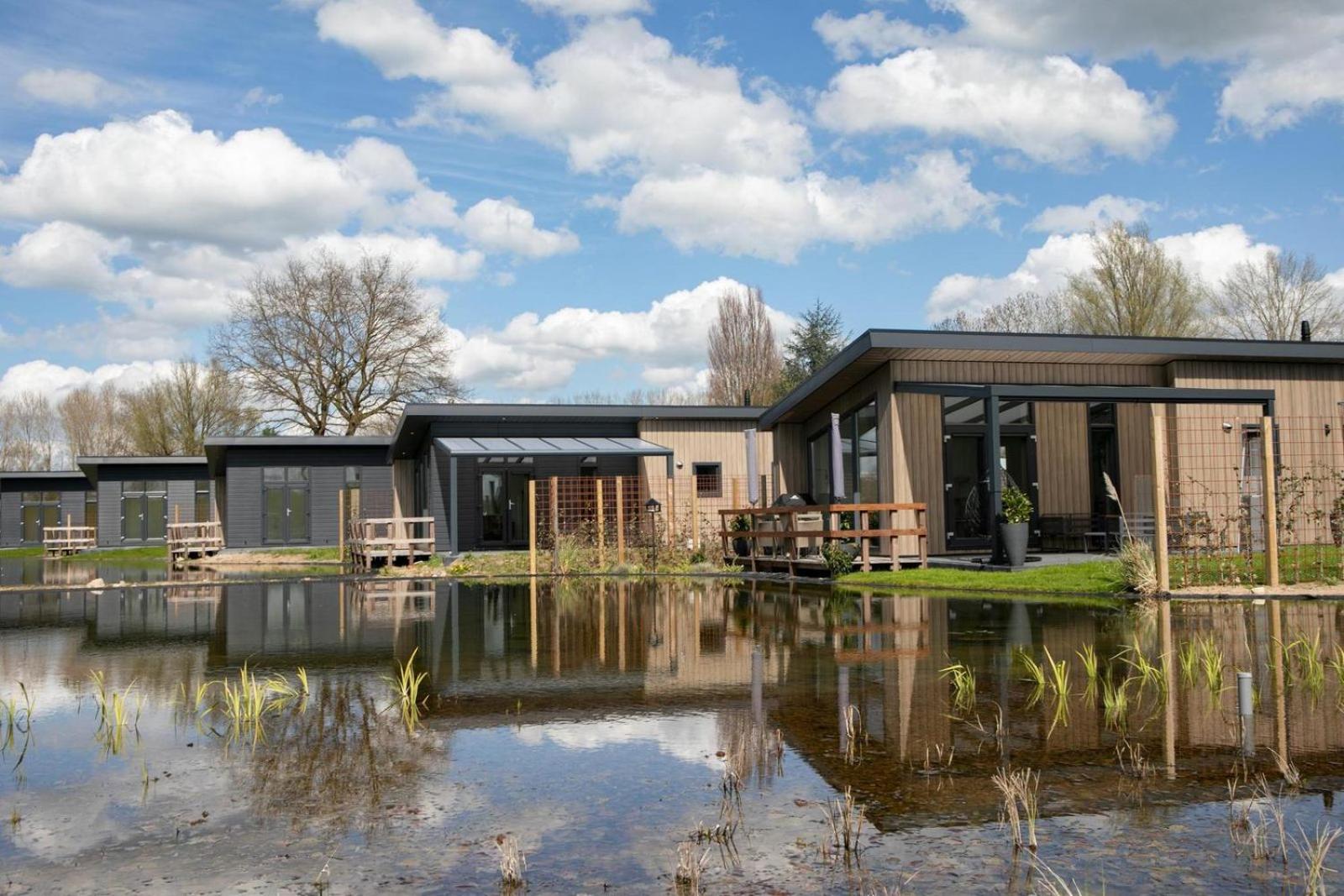 Recreatiepark En Jachthaven De Scherpenhof Terwolde Værelse billede